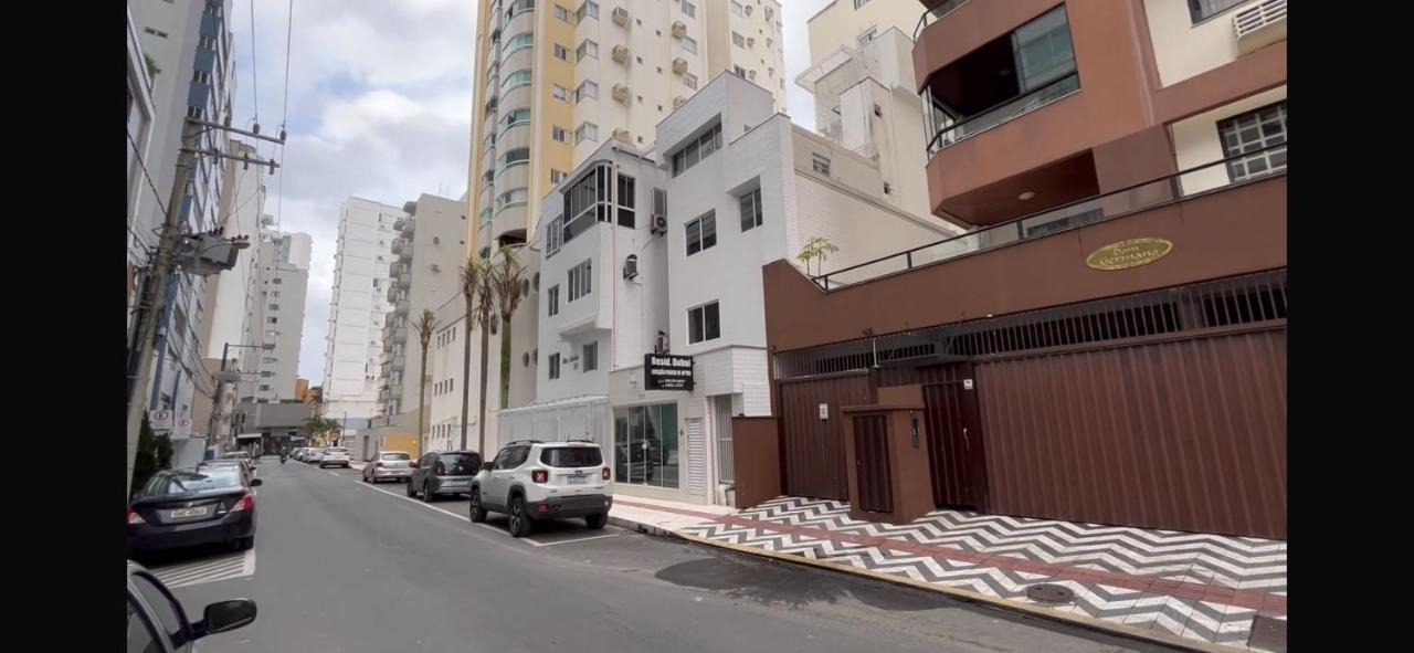 Balneário CamboriúResidencial Dubai Centroアパートメント エクステリア 写真